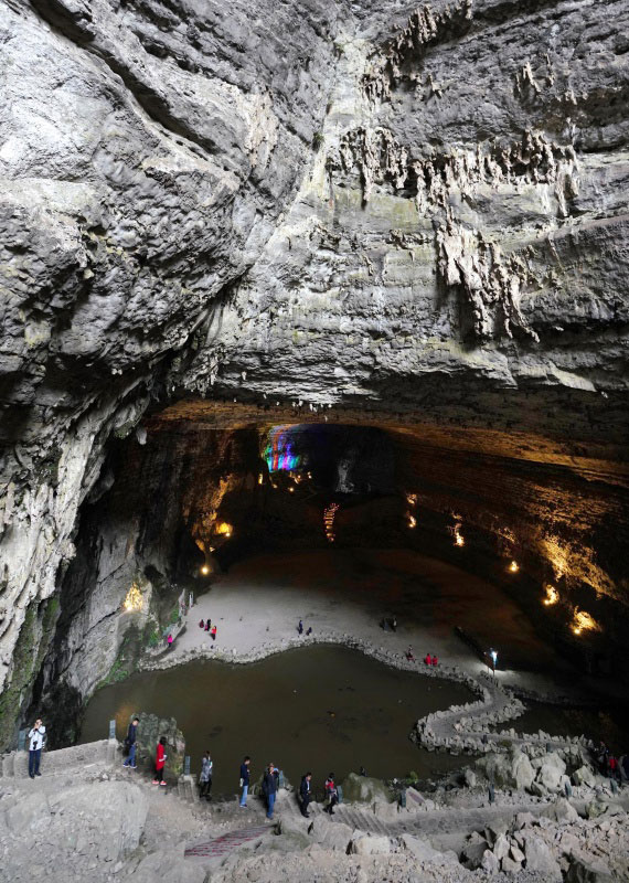 四川兴文发展旅游产业助力脱贫攻坚